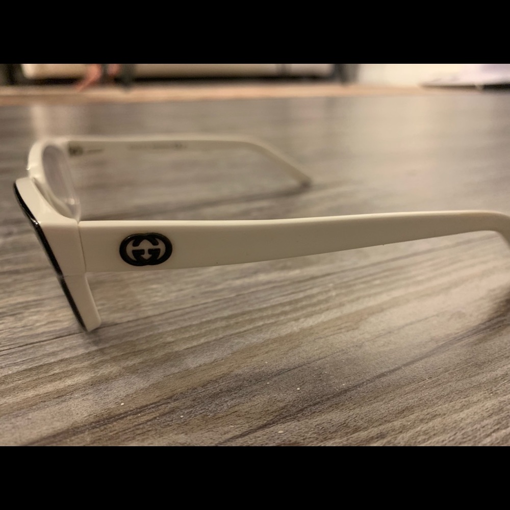 GUCCI frames